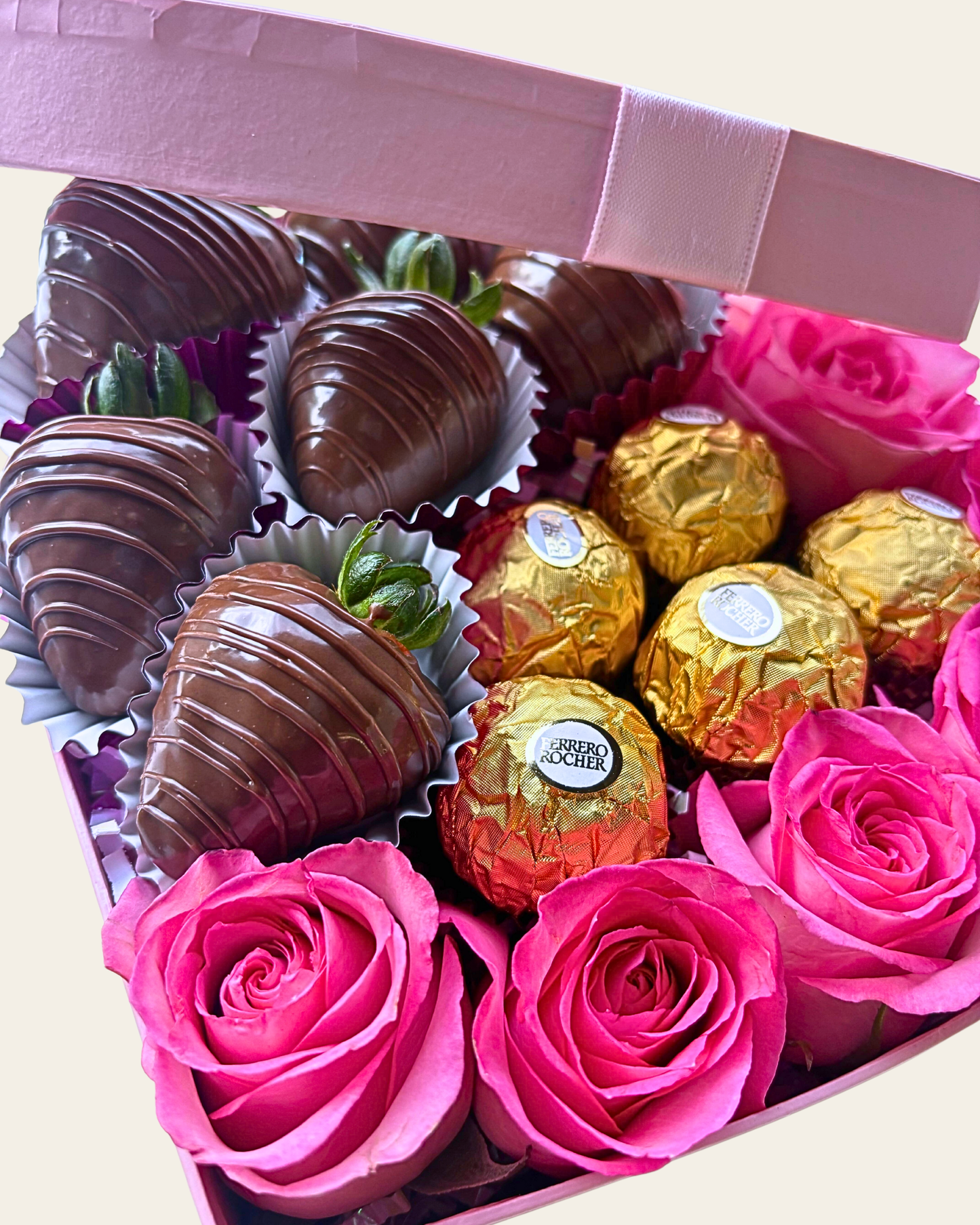Signature Chocolate & Strawberry Heart Box